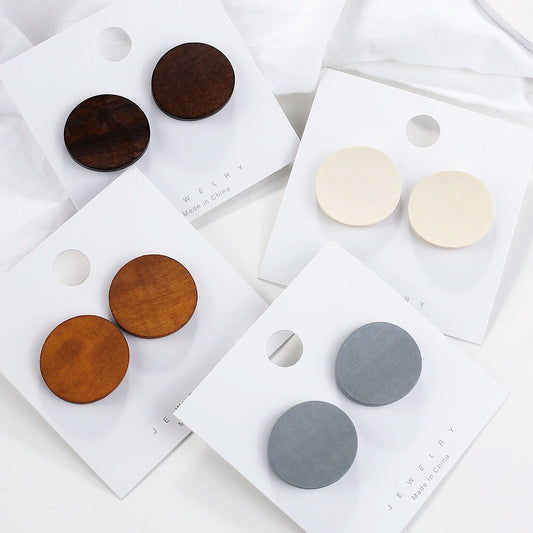 AENSOA Trendy Round Wooden Drop Earrings for Women – Vintage Wood Statement Pendant Costume Jewellery