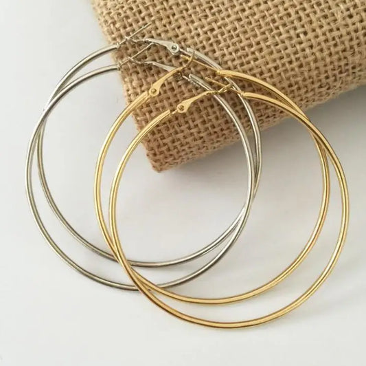 Classic Round Hoop Earrings – Unisex Gold, Silver & Black Metal Hoops