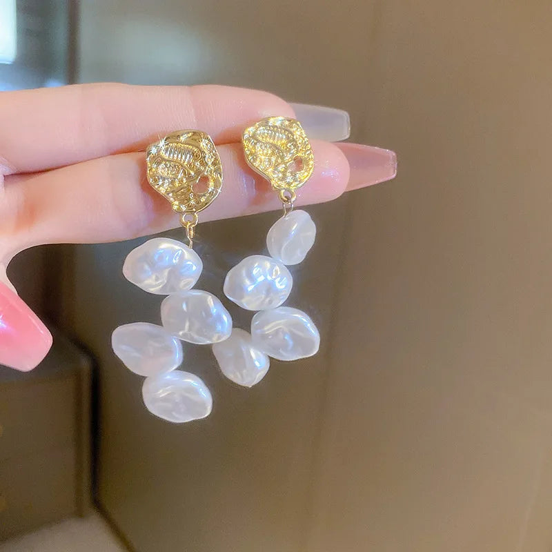 Stylish U-shaped Hoop Earrings – Elegant Gold Color Imitation Pearl Accessories for Wedding & Party Gifts