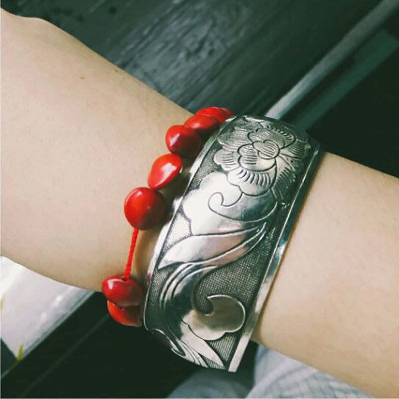 Bohemian Ethnic Retro Silver Wide Cuff Bracelet for Women – Carved Flower Opening Bangle Vintage Boho Jewelry