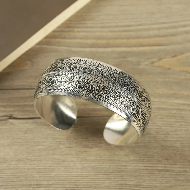 Bohemian Ethnic Retro Silver Wide Cuff Bracelet for Women – Carved Flower Opening Bangle Vintage Boho Jewelry