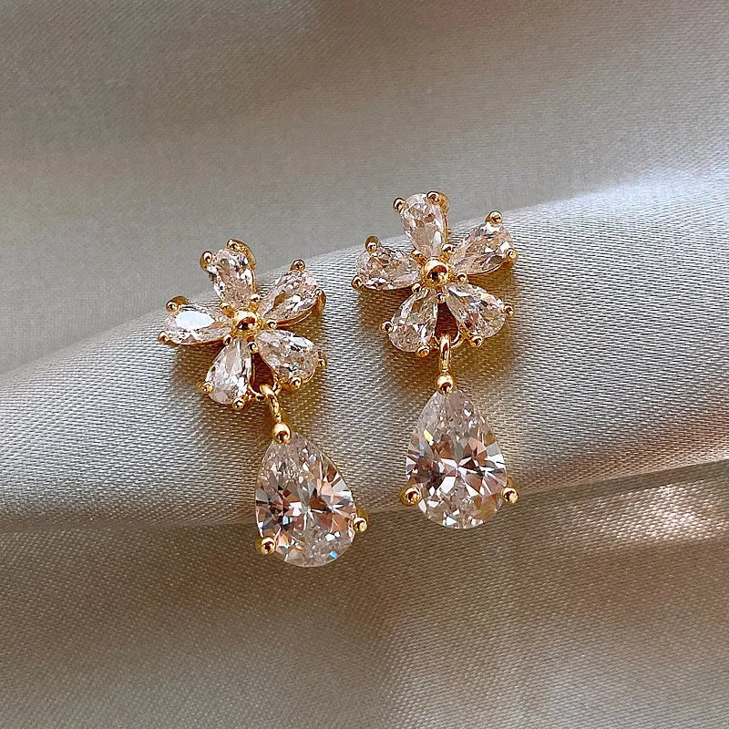 Exquisite Crystal Flower Stud Earrings – Leaf & Butterfly Tassel Design