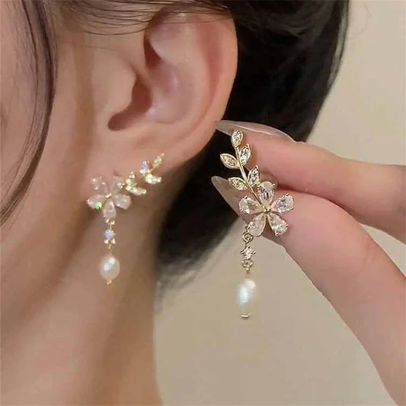 Exquisite Crystal Flower Stud Earrings – Leaf & Butterfly Tassel Design